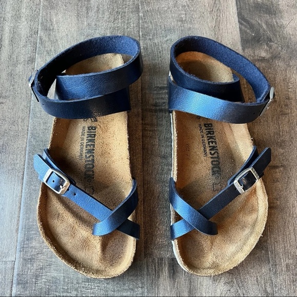 ISO yara birkenstock blue